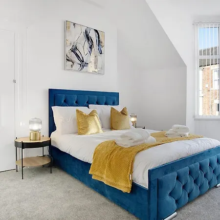 Spacious & Modern Oasis, 4-Bed House, Sleeps 7 Sunderland  Exterior photo